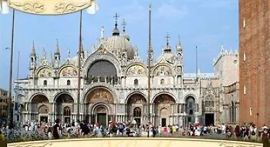 ***  Hotel Mercurio Venice Italy