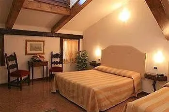 Hotel Mercurio Venice