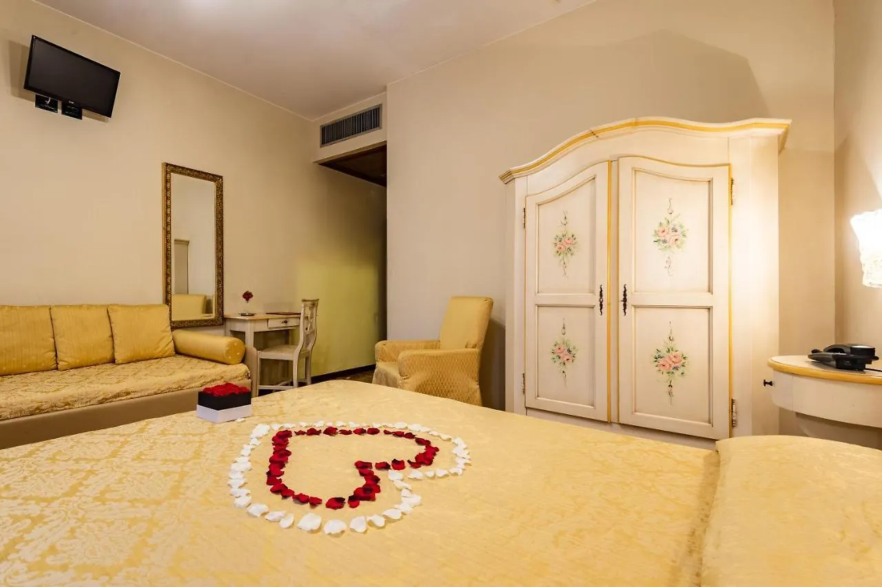 Hotel Mercurio Venice