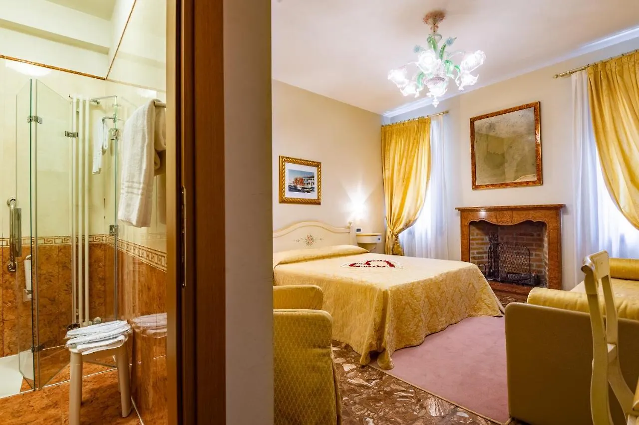 Hotel Mercurio Venice