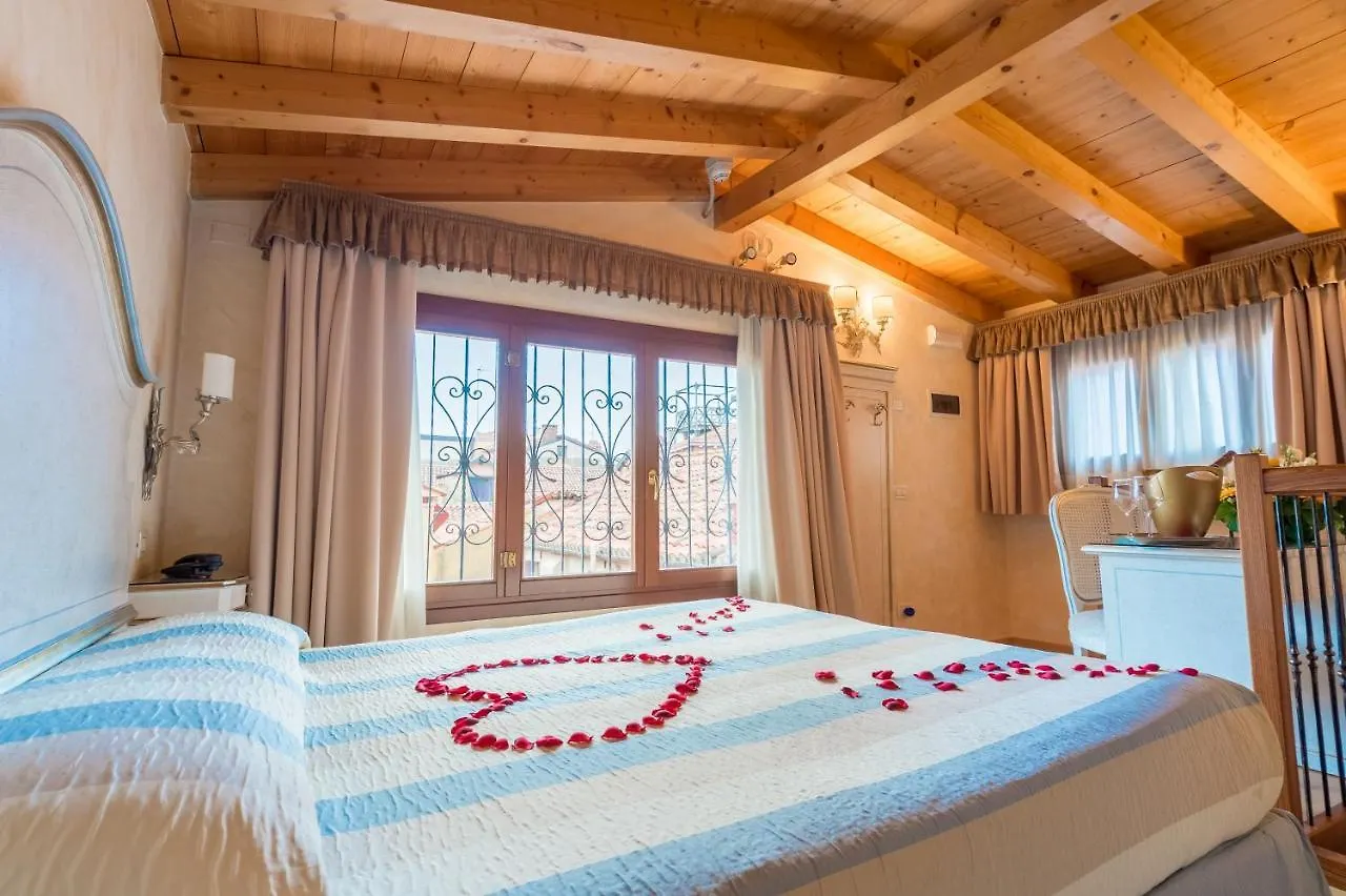 Hotel Mercurio Venice