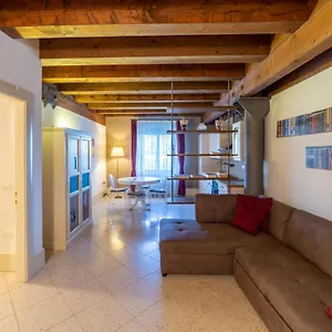 Youatmolino Canal View Apartament